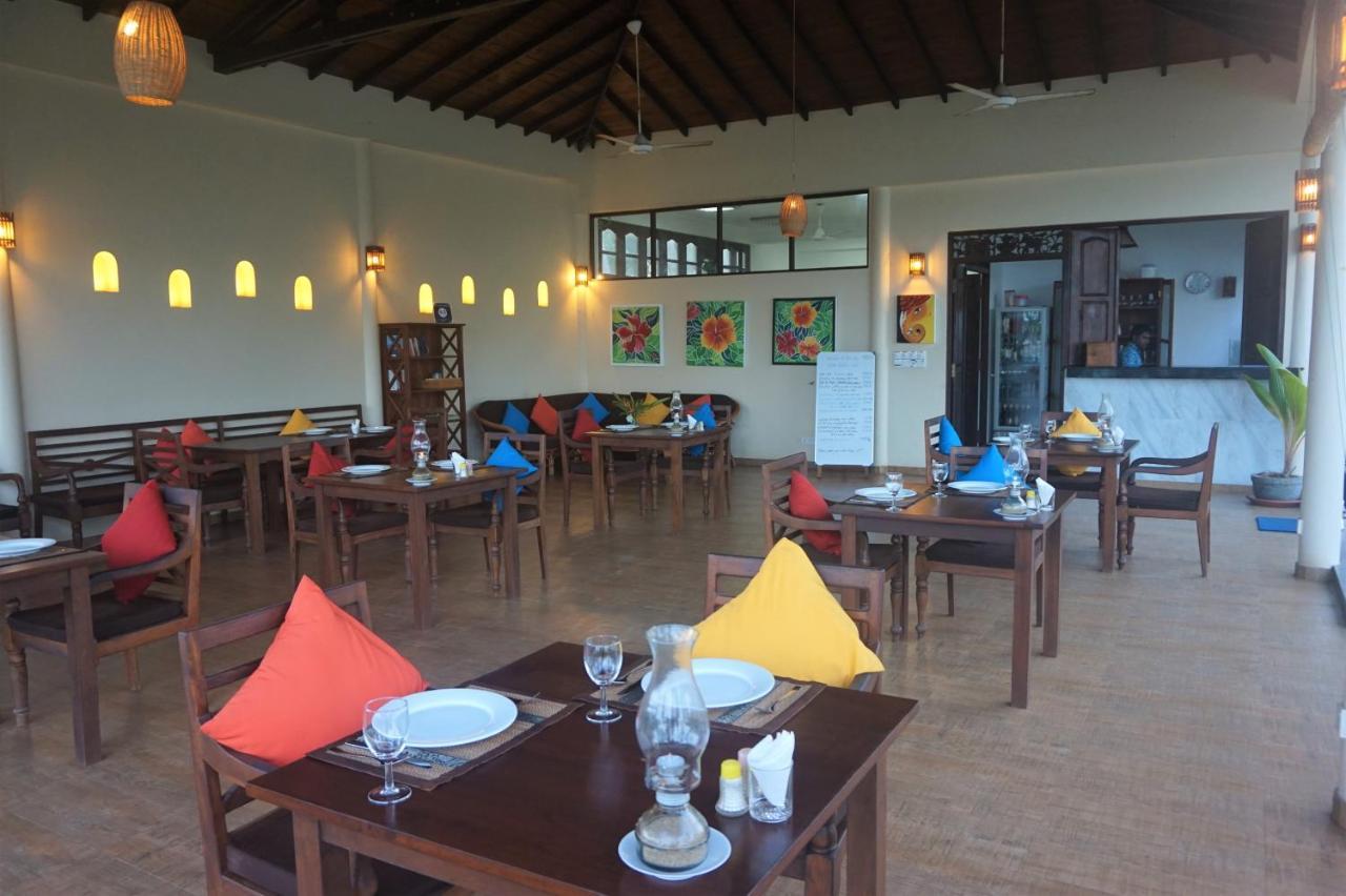 Lanka Beach Boutique Bungalows & Grand Villa Tangalle Exterior photo